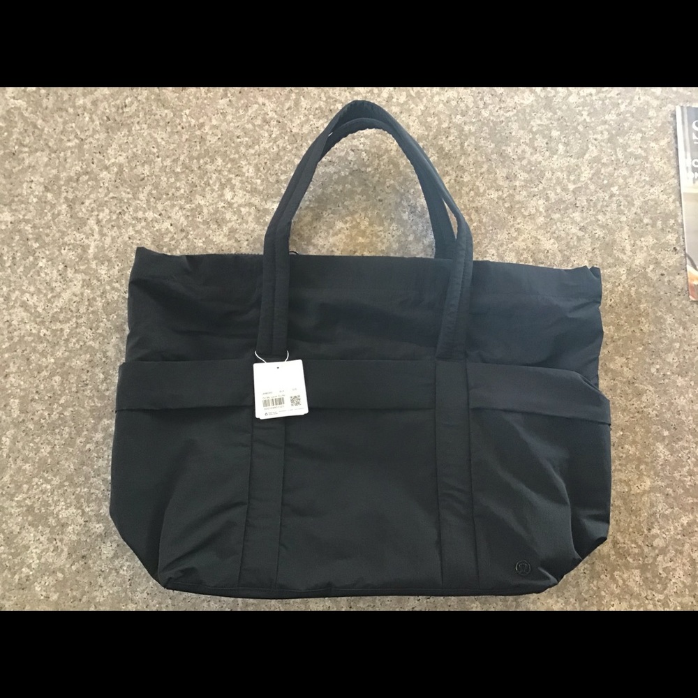 BNWT Lululemon Shoulder Office Gym Travel Bag